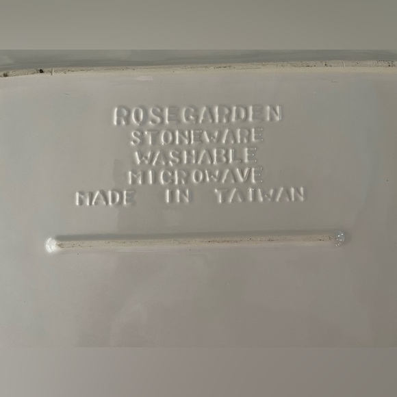 ROSEGARDEN Stoneware White Grape 🍇 Large Serving Tray - Picture 4 of 8